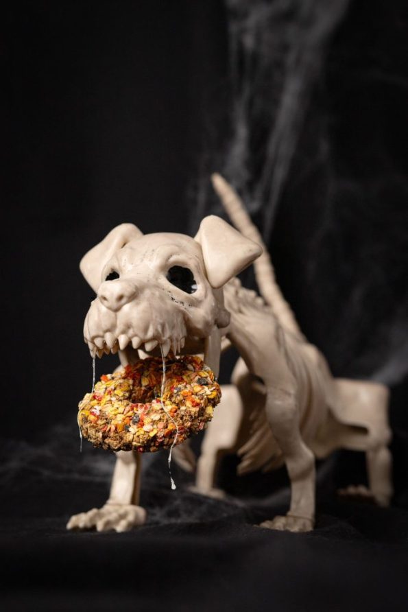 Donuts de vampiro con perro calavera